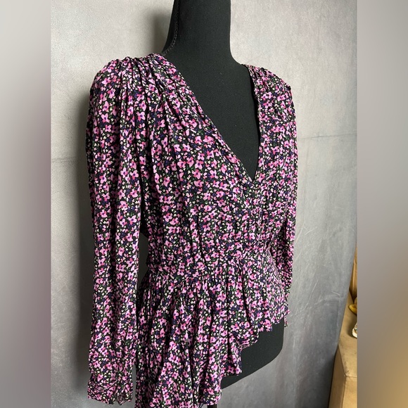 Pink and purple floral blouse with deep v neck and single side high low ruffle - Picture 5 of 9